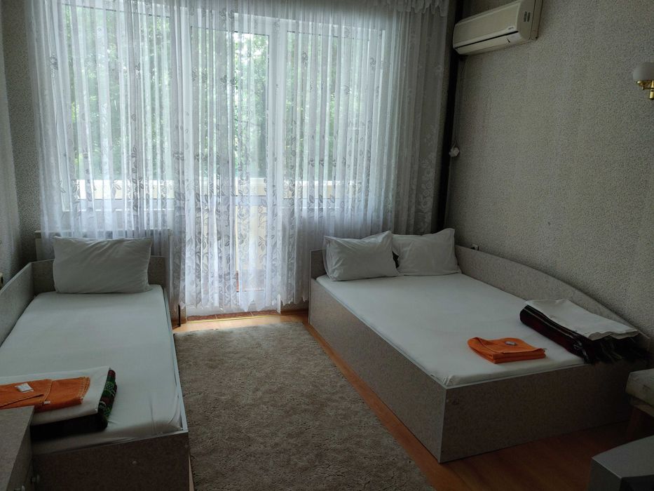 Продава се Хотел в с. Старозагорски бани, Област Стара Загора - 1700 кв.м за 589 €/кв.м - Снимка #16