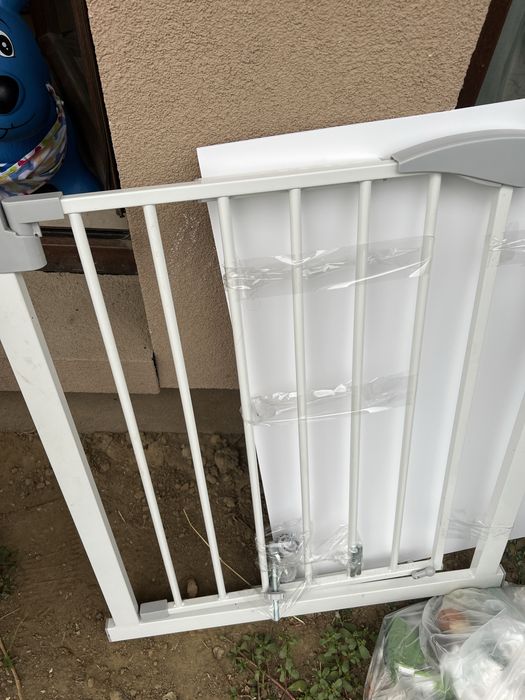Bariera / poarta protectie cu prelungire, reglabila