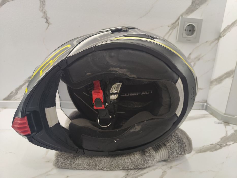 Каска AGV модуларна размер S