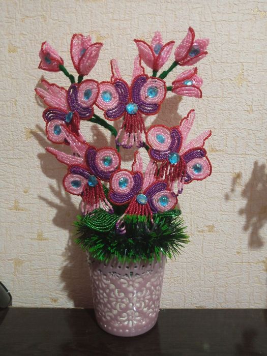 Красивые цветы из бисера