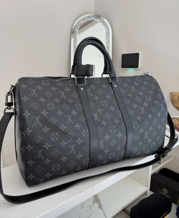 Geanta voiaj unisex, feronerie metalica, curea detasabila umăr, sacule