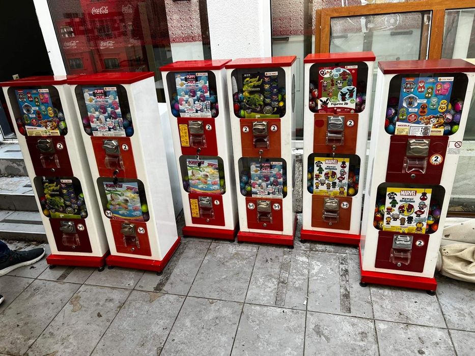 Вендинг машини за топчета и капсули  втора употреба