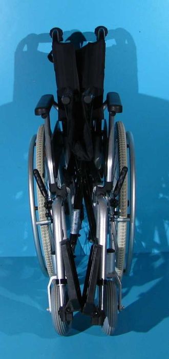 Scaun cu rotile din aluminiu Moly UHC - latime sezut 48 cm