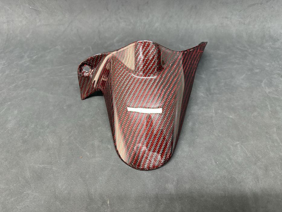 Производство на детайли от карбон За мотоциклети и автомобили.