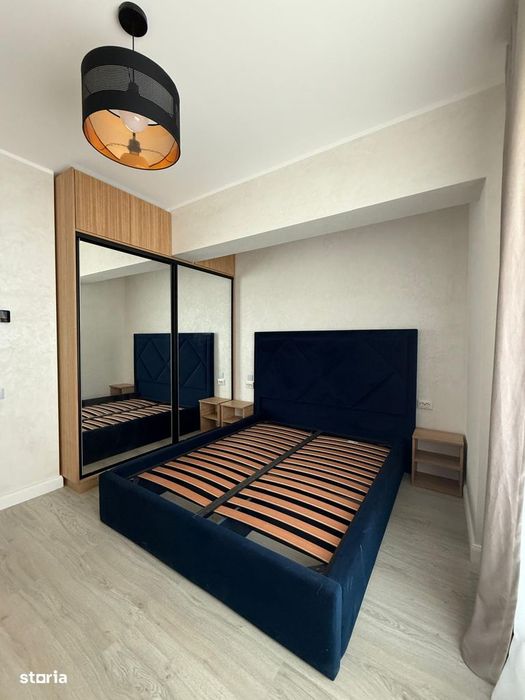 Apartament de închiriat - 2 camere, decomandat, Royal Town