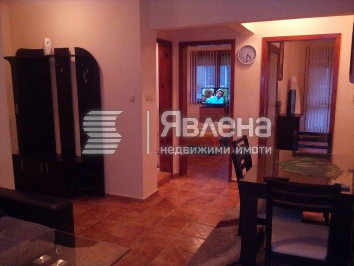 Дава се под наем Тристаен апартамент в Варна, Лятно кино Тракия - 76 кв.м за 600 € - Снимка #7