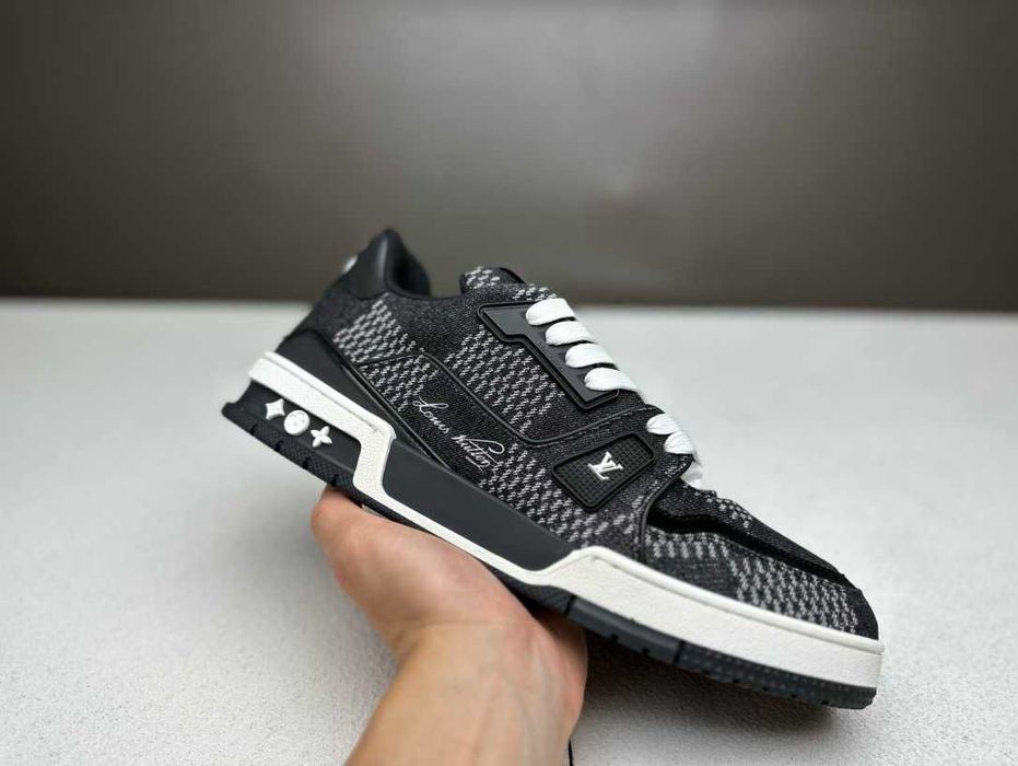Adidasi Louis Vuitton Trainer