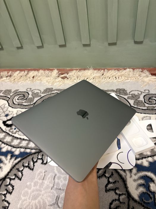 Macbook air 13 m1 256
