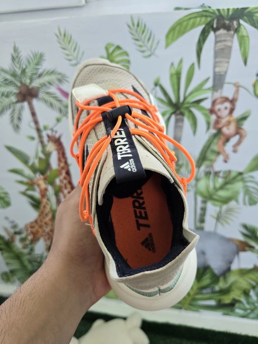 Adidas Terrex Voyager 42