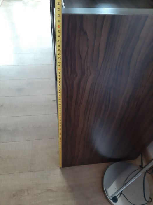 Дизайнерски шкаф от ПДЧ 18 и 30 мм и МДФ с плъзгане и с чекмеджета