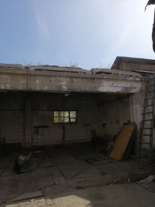 Продан здание на разбор