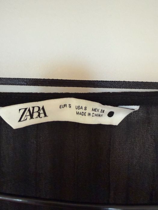 Черна рокля Zara, размер S, отлично състояние
