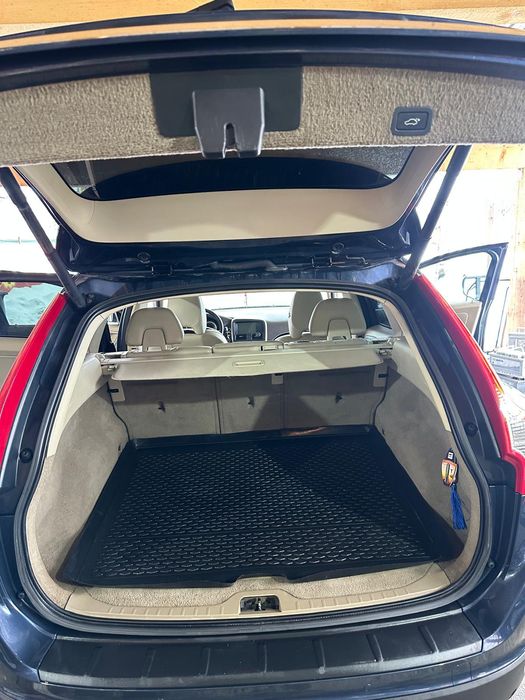 Volvo XC60 2.4D5 automat