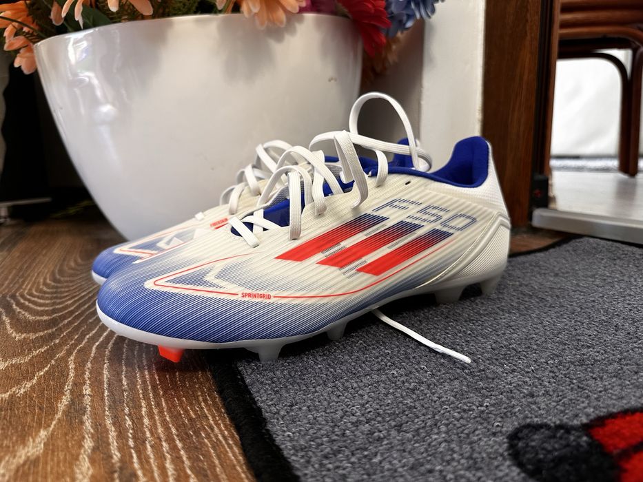 Ghete fotbal ADIDAS F50, 43.5/9.5 EU/US.