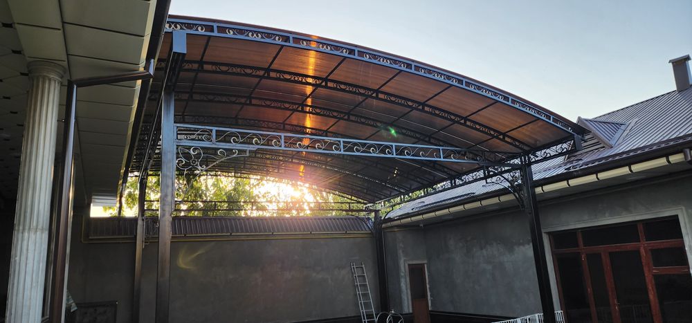 Навес кованый и хайтек  лексан