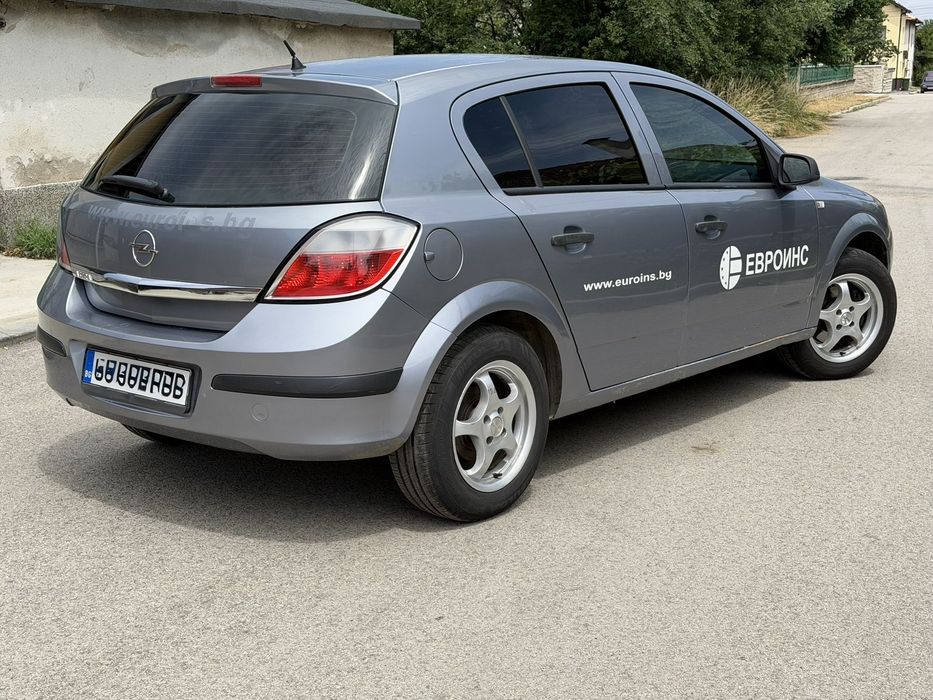 Опел астра H 2006