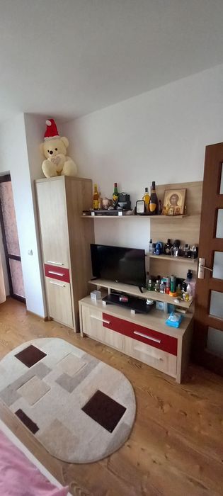 Proprietar, închiriez garsonieră 3 min metrou