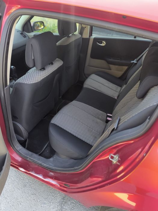 Renault megane 1.6 бензин