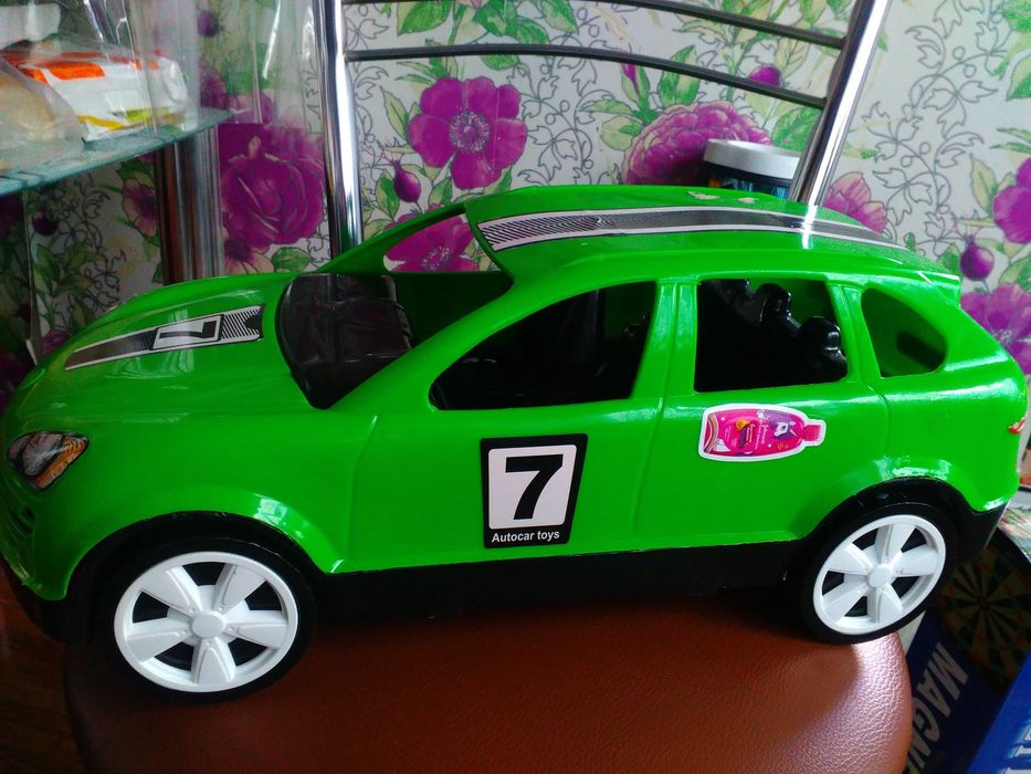 Зеленая машина большая 2500