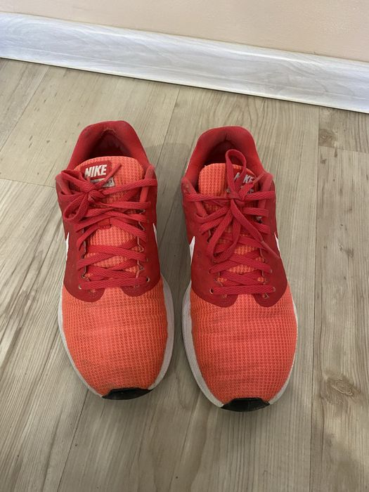 Дамски маратонки Nike