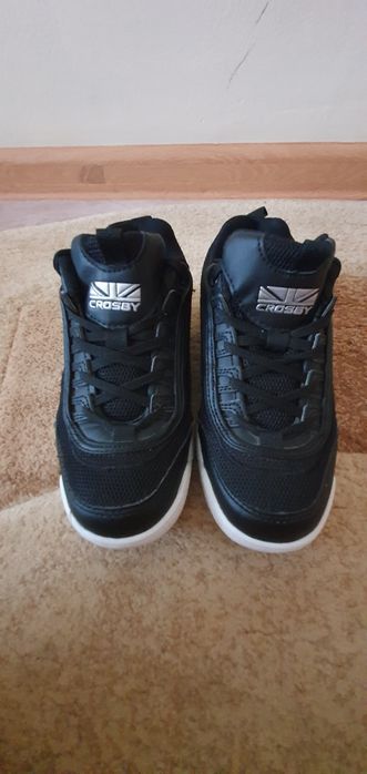 Крассовки фирмы "CROSBY"