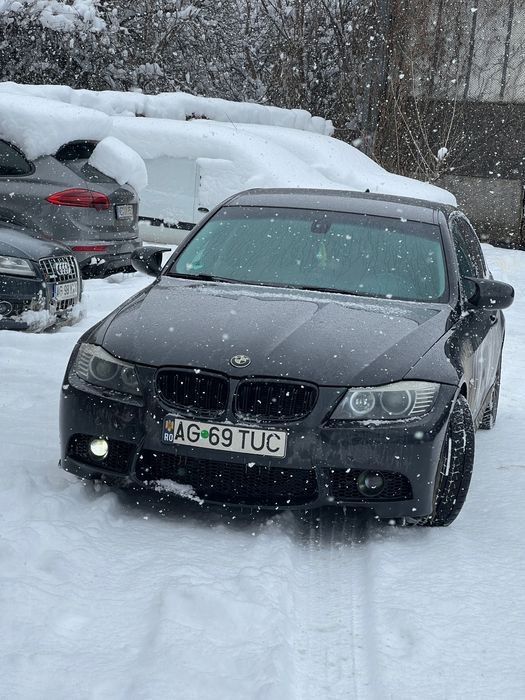 Vând BMW 320d E90