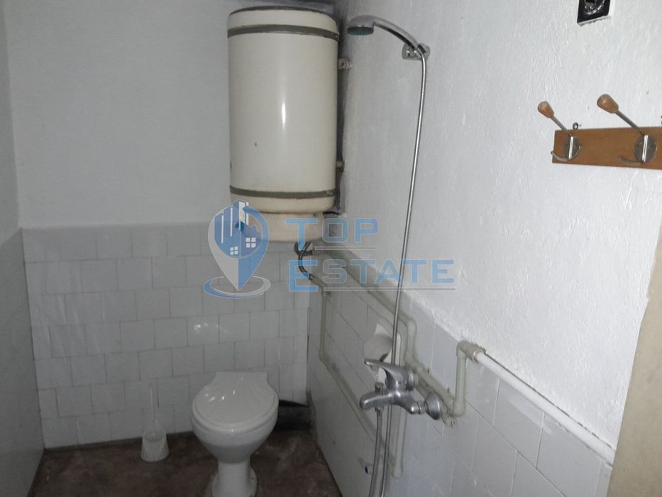 Продава се Къща в с. Крамолин, Област Габрово - 100 кв.м за 230 €/кв.м - Снимка #2