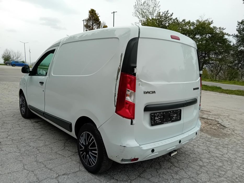 Продавам Дачия Докер 1.5dci 2021г.