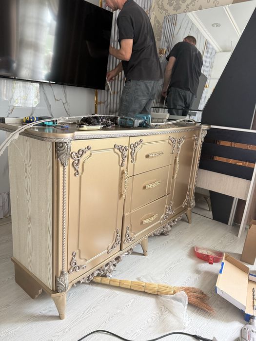СРОЧНО продам тумбочку