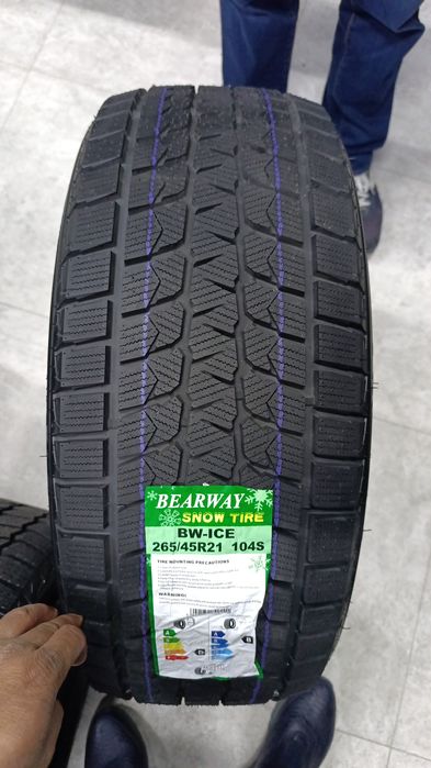 Зимняя резина от китайского про-ва BEARWEY 265/45R21 для L9/L8/L7 zeek