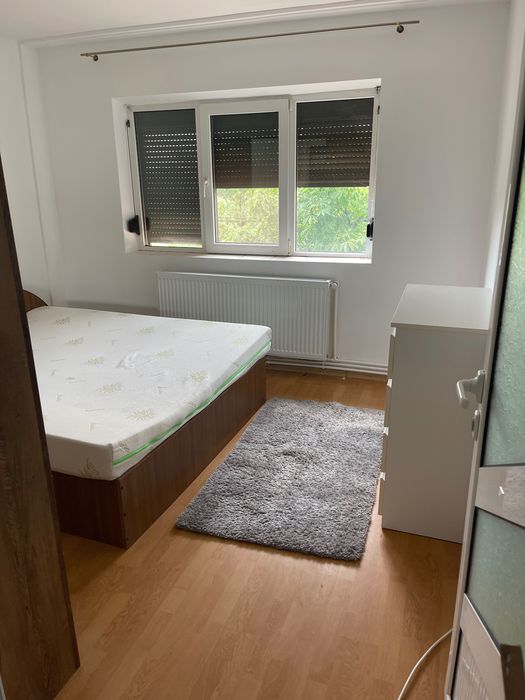 Apartament de închiriat