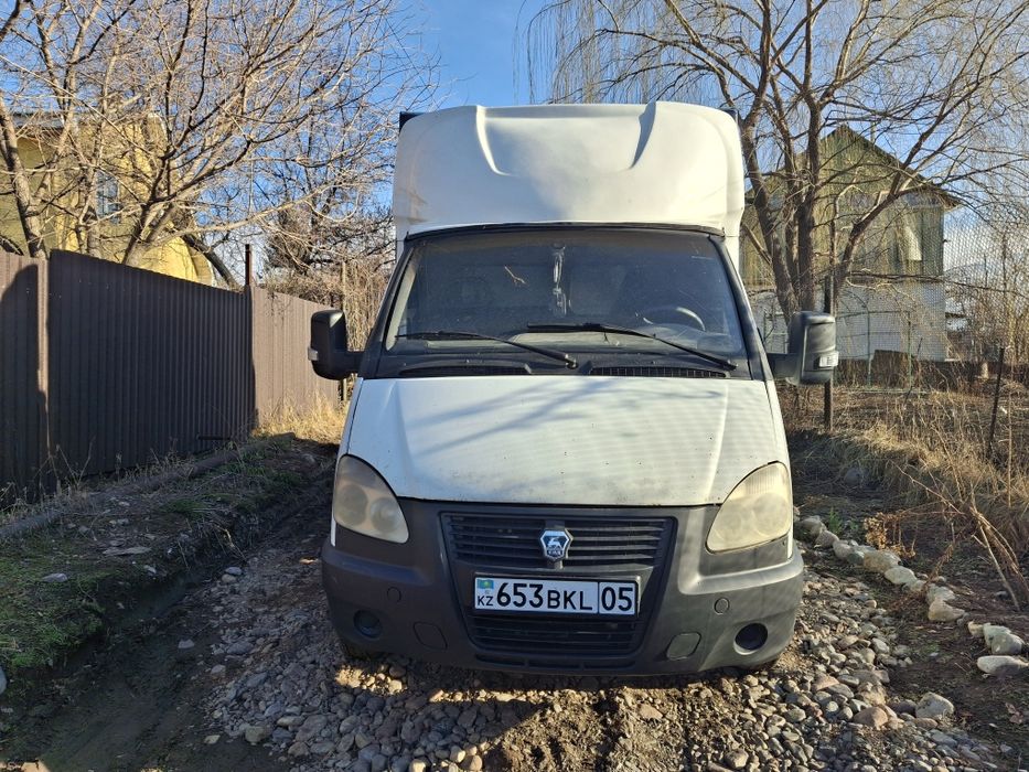 Срочно продам газель.