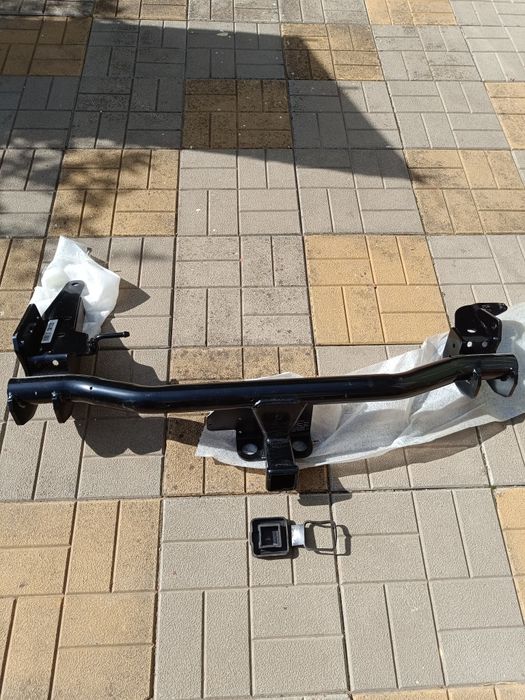 Carlig remorcare pentru Infiniti FX original