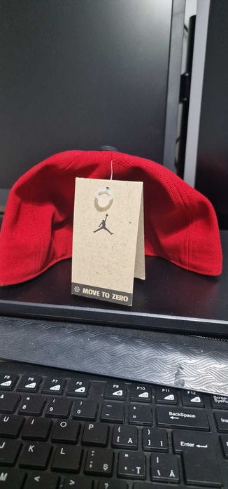 Jordan Jumpman – roșu & negru ar2118-688