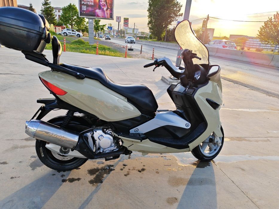 Malaguti Madison 400
