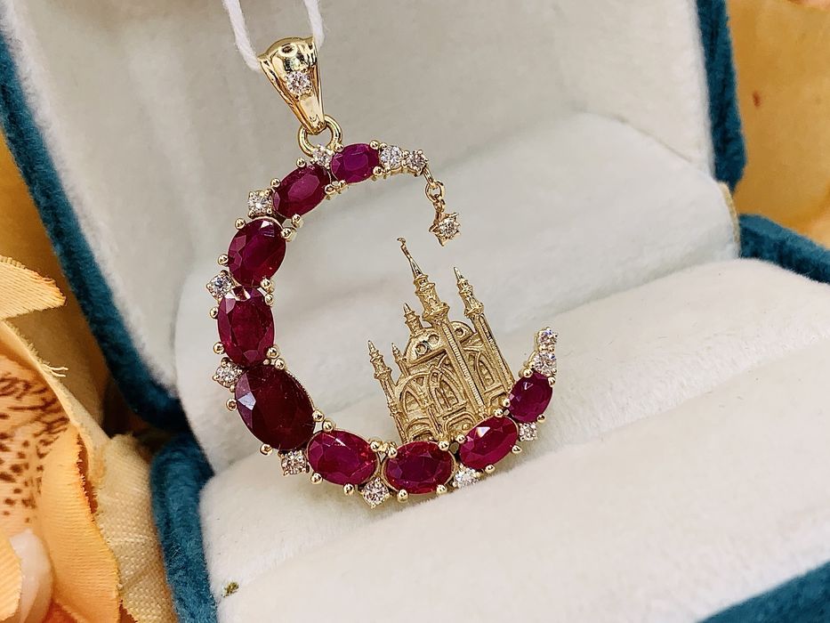 Дизайнерский золотой кулон – Мусульманский полумесяц