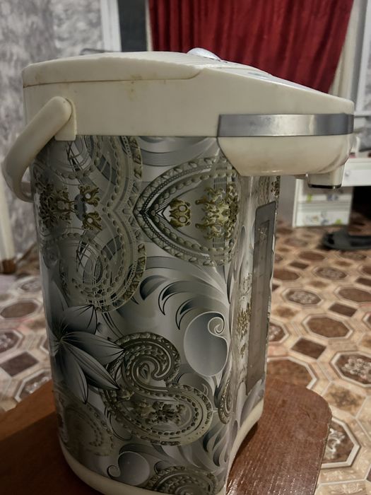 Продам чайник хоршим состояний