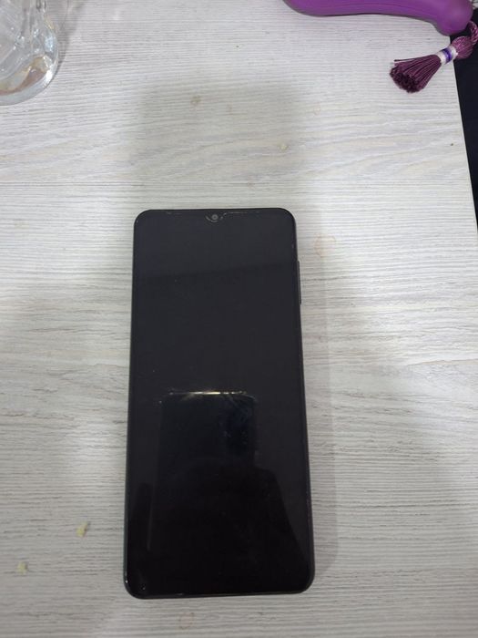 Samsung galaxy A12  holati ideal xotira 32 pul zarur sotilayapti