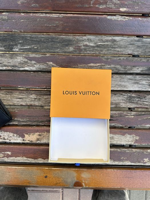 Vand portofel vuitton
