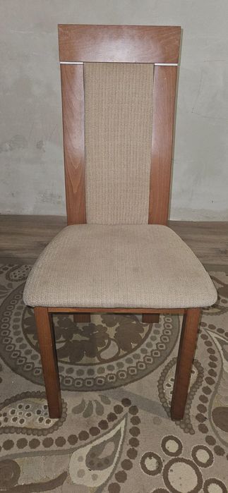 Мебель и столь с стулями