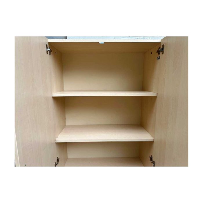 16 buc Dulap cu 2 usi si rafturi; Fiset cu polite; Vestiar