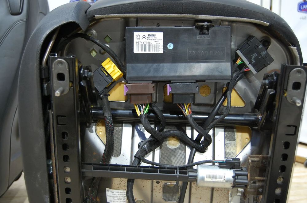 INTERIOR PIELE / SCAUNE + BANCHETE PEUGEOT RCZ 2012 / 2010-2015 / SCAUNE ELECTRICE CU INCALZIRE SI MEMORIE