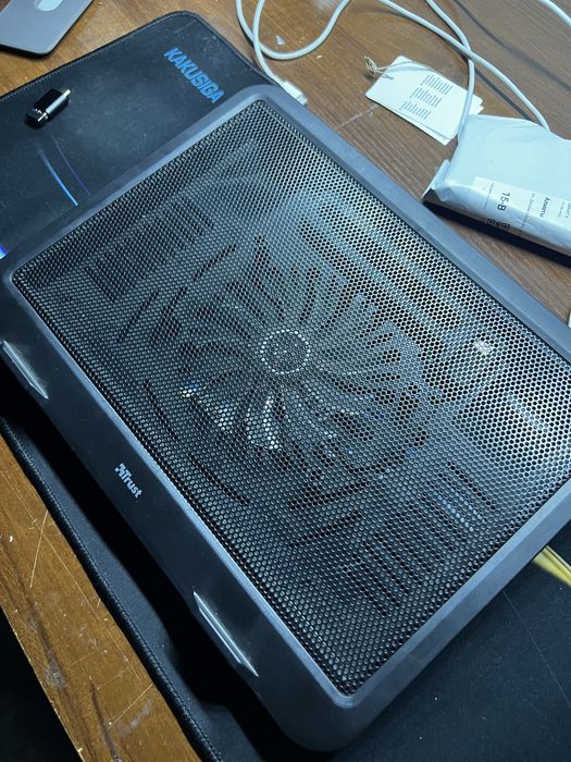 Кулер для ноутбуков