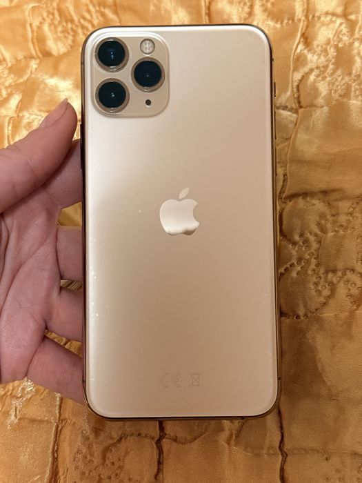 Iphone 11 Pro telefon mobil cu husa de protectie