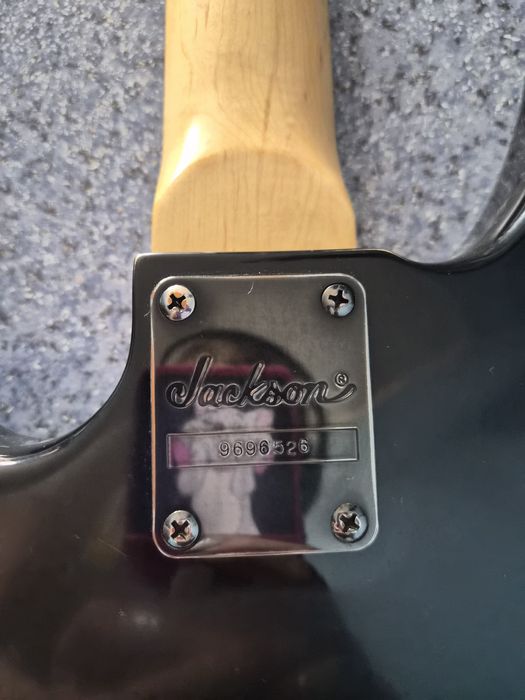 Бас-гитара JACKSON
