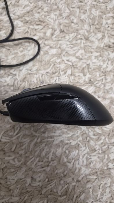 Продам игровую мышь
