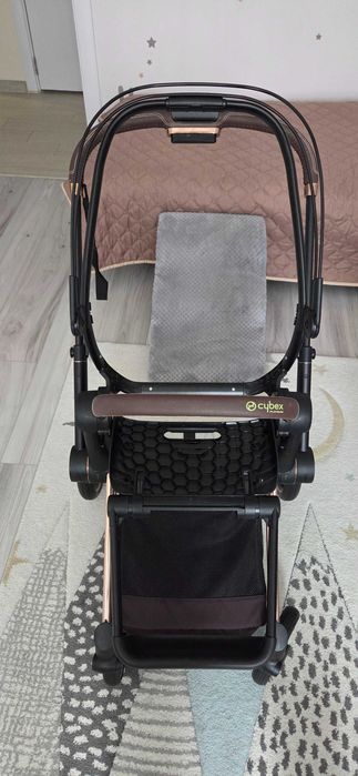 CYBEX PLATINUM Шаси Priam Rose Gold