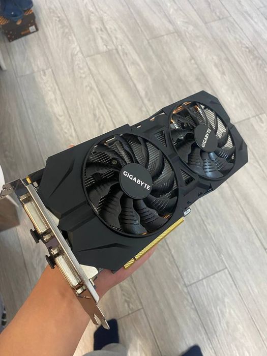 Nvidia geforce 950 (gigabyte)