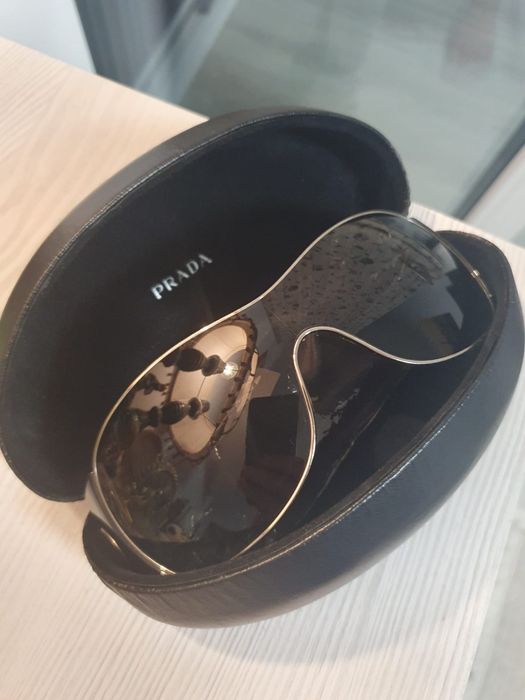 Ochelari de soare Prada