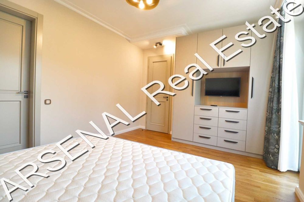 Дава се под наем Тристаен апартамент в София, Лозенец - 100 кв.м за 1100 € - Снимка #8